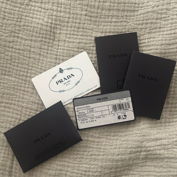 PRADA Re-Edition 2005 Saffiano leather bag - Picture 12 of 12